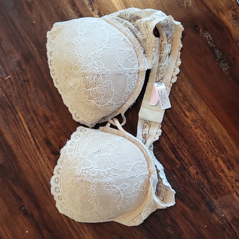 VICTORIA'S SECRET VERY SEXY BEIEGE LACE PUSHUP 38C GREAT CONDITION